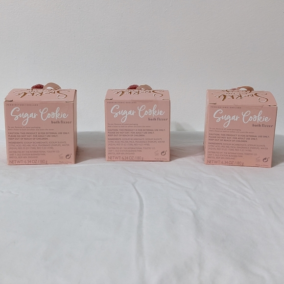PENNINGTONS|ENGLAND Sugar Cookie Pink Sparkly Bath Fizzers, Bundle of 3 - Picture 2 of 3